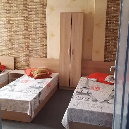 Albergue Alex 2